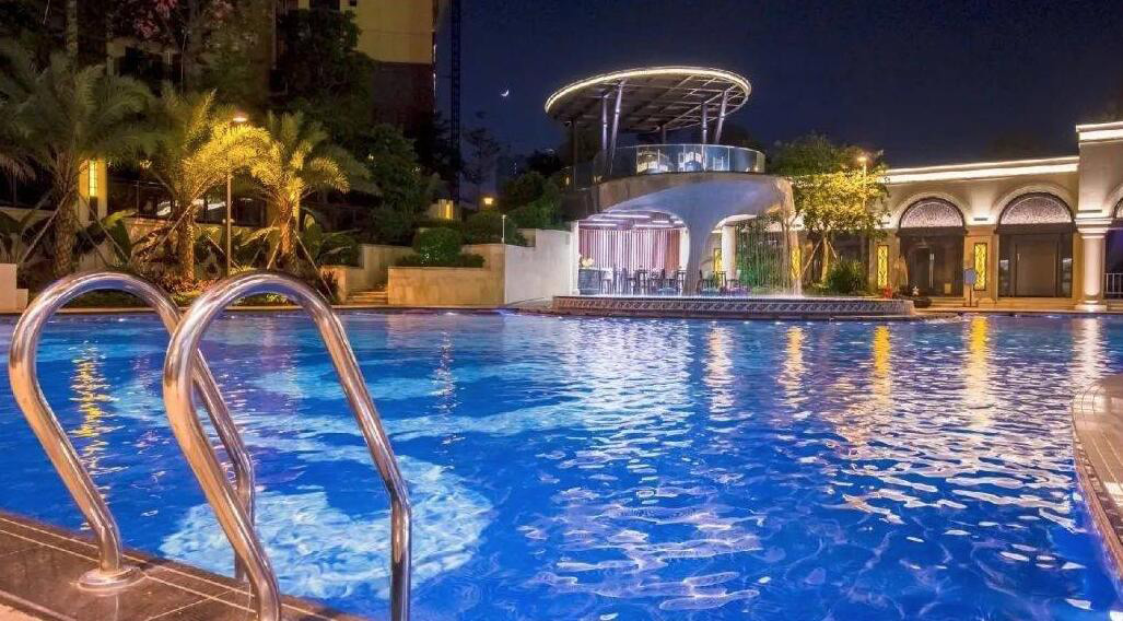 (圖:游泳池循環(huán)水起泡場景)